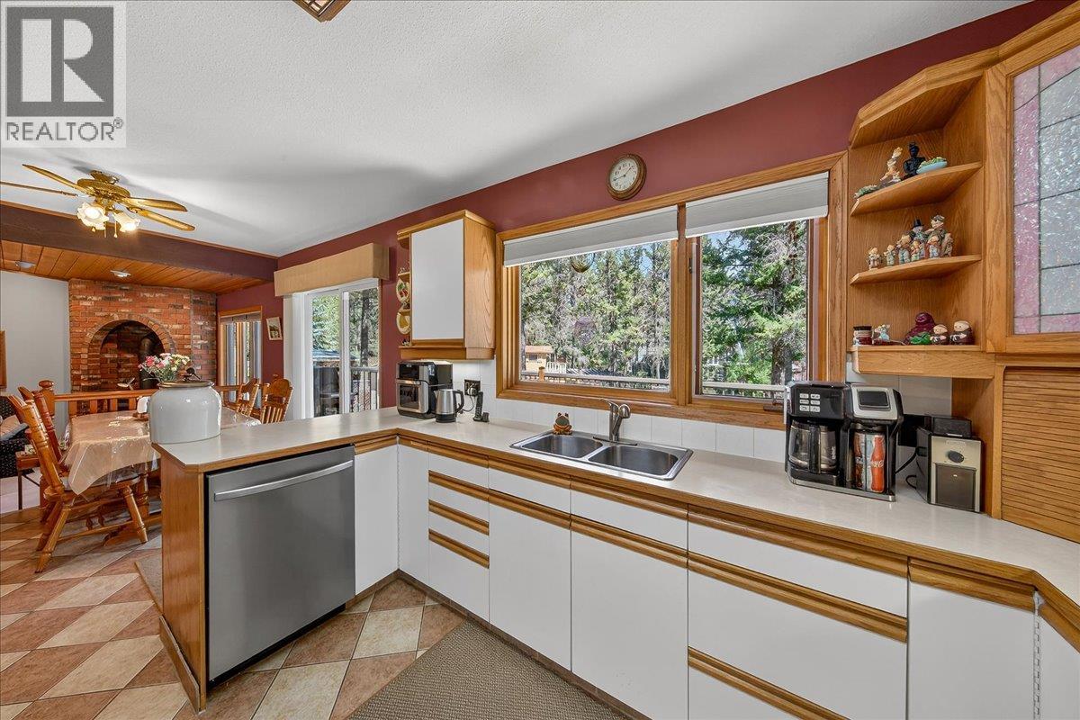 4551 Columbia View Road - 14