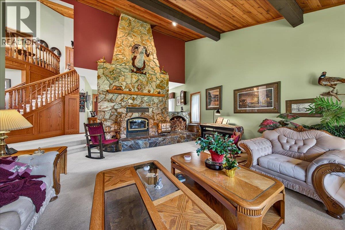 4551 Columbia View Road - 10