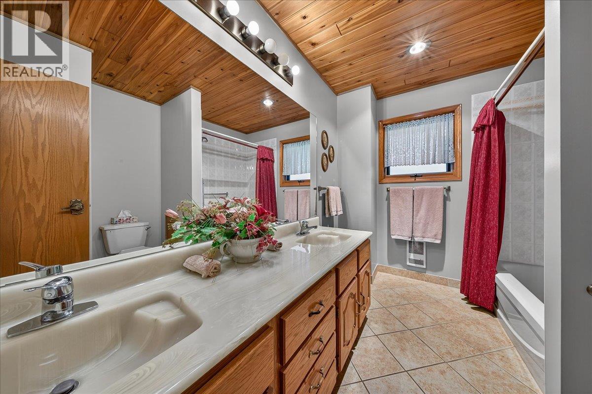 4551 Columbia View Road - 29