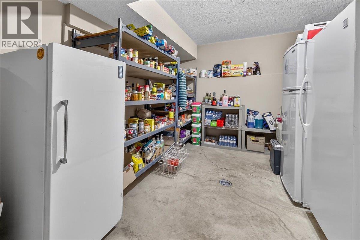 4551 Columbia View Road - 39