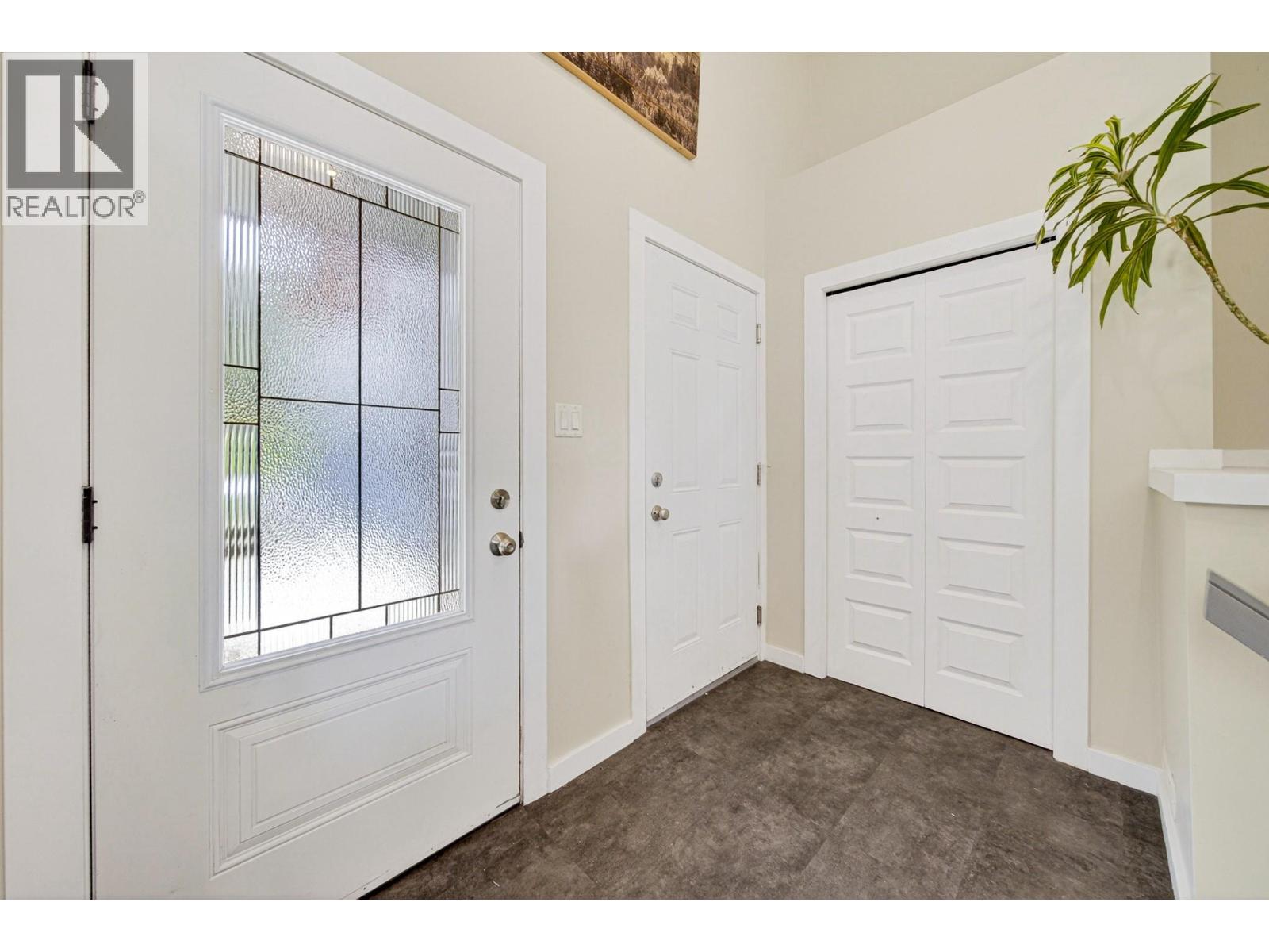 36 Driftwood Place - Image 2