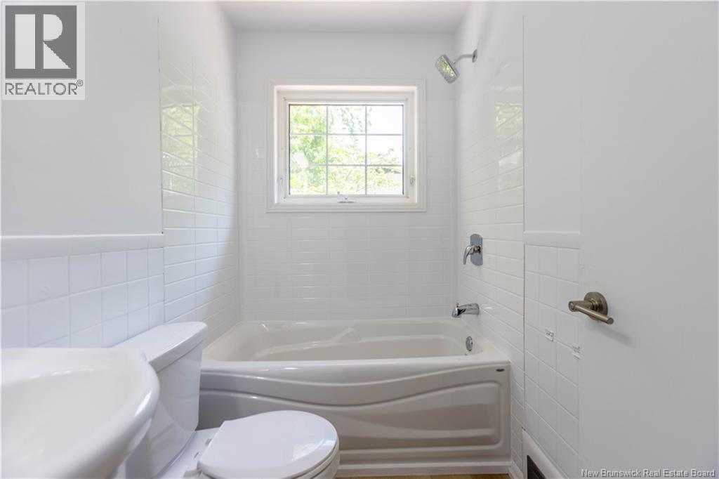 21 Pleasant Street - Image 19