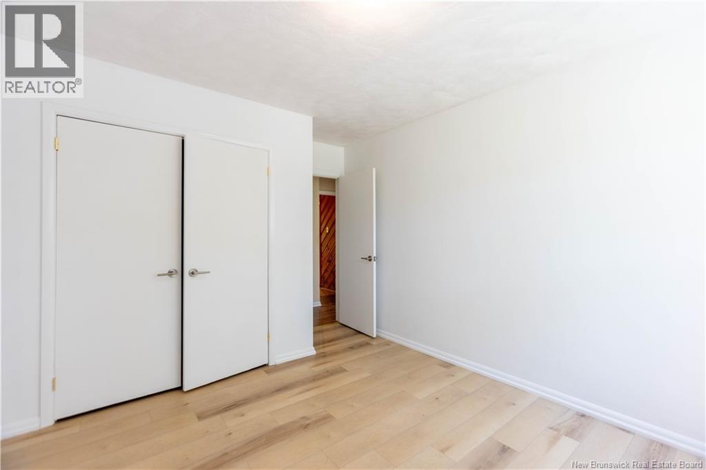 21 Pleasant Street - Image 24