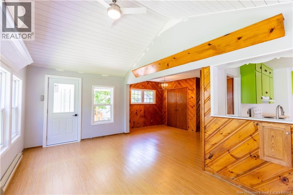 21 Pleasant Street - Image 3