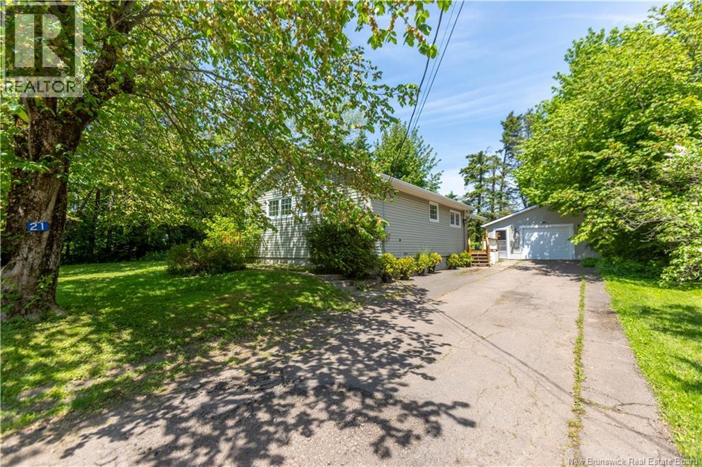 21 Pleasant Street - Image 35