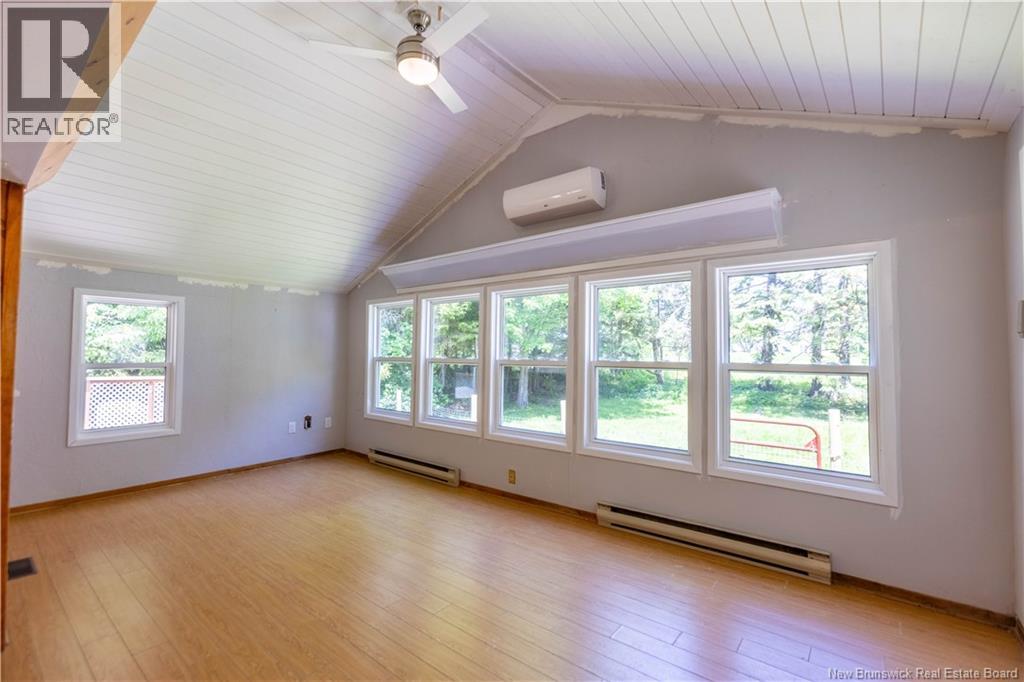 21 Pleasant Street - Image 4