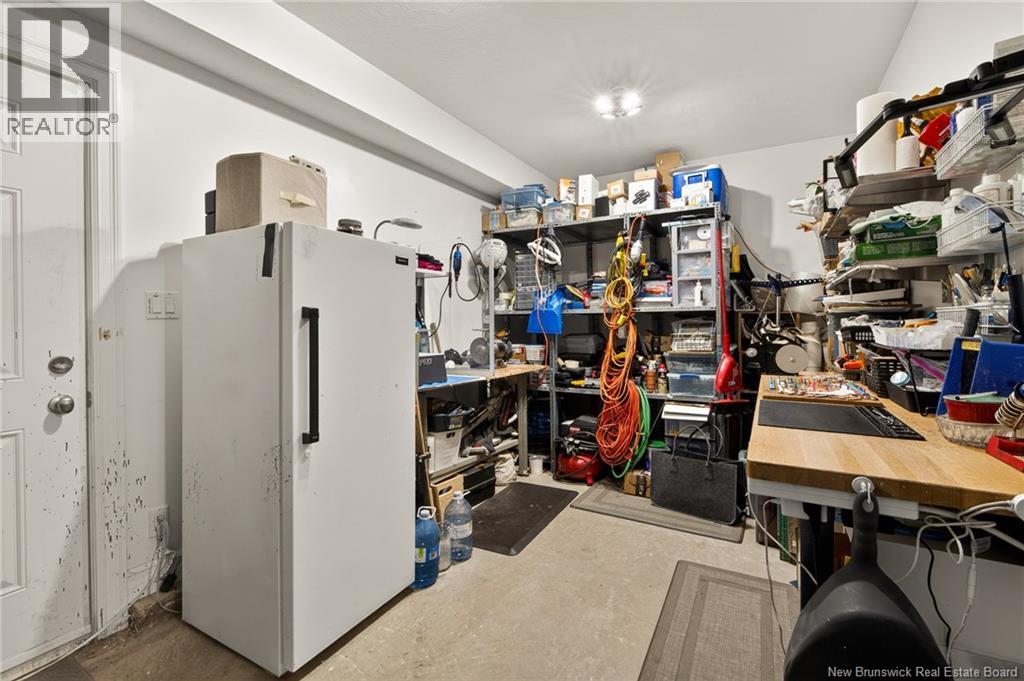 #4 23 Bulman Drive - 32