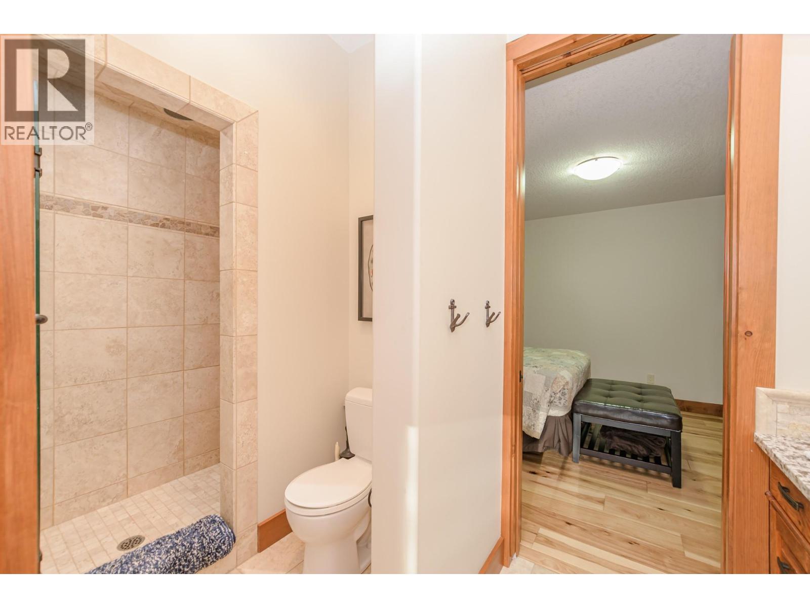 82 Walker Road - 45