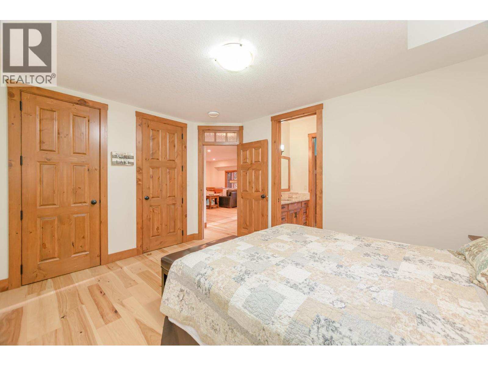 82 Walker Road - 48