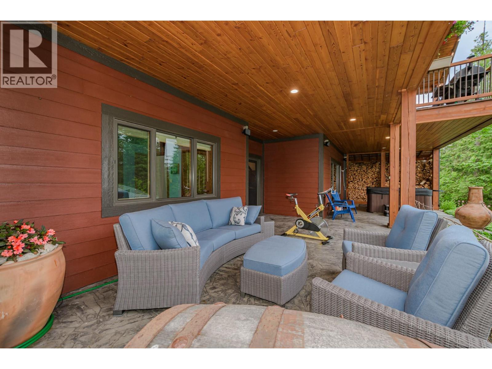 82 Walker Road - 50