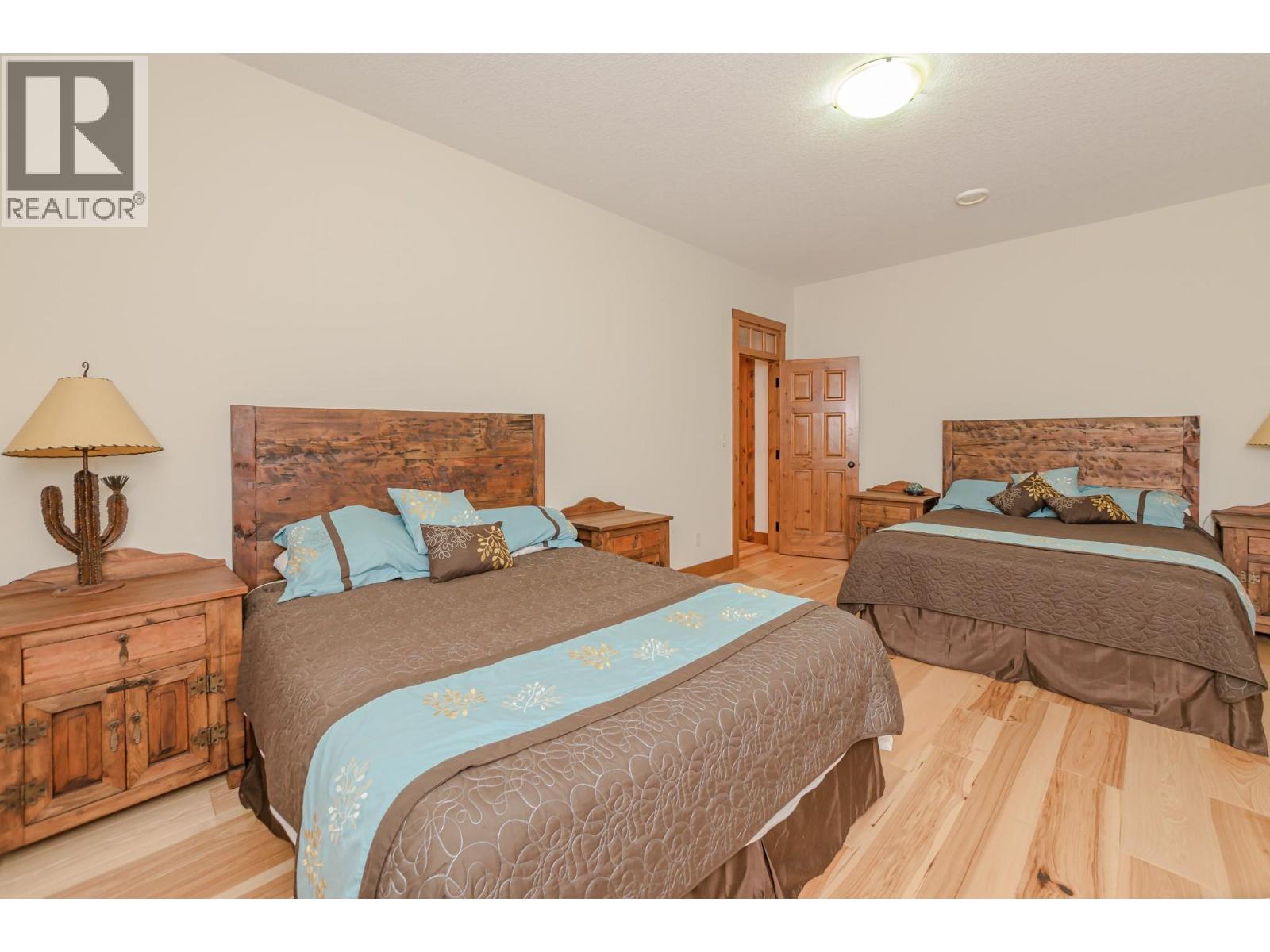 82 Walker Road - 40