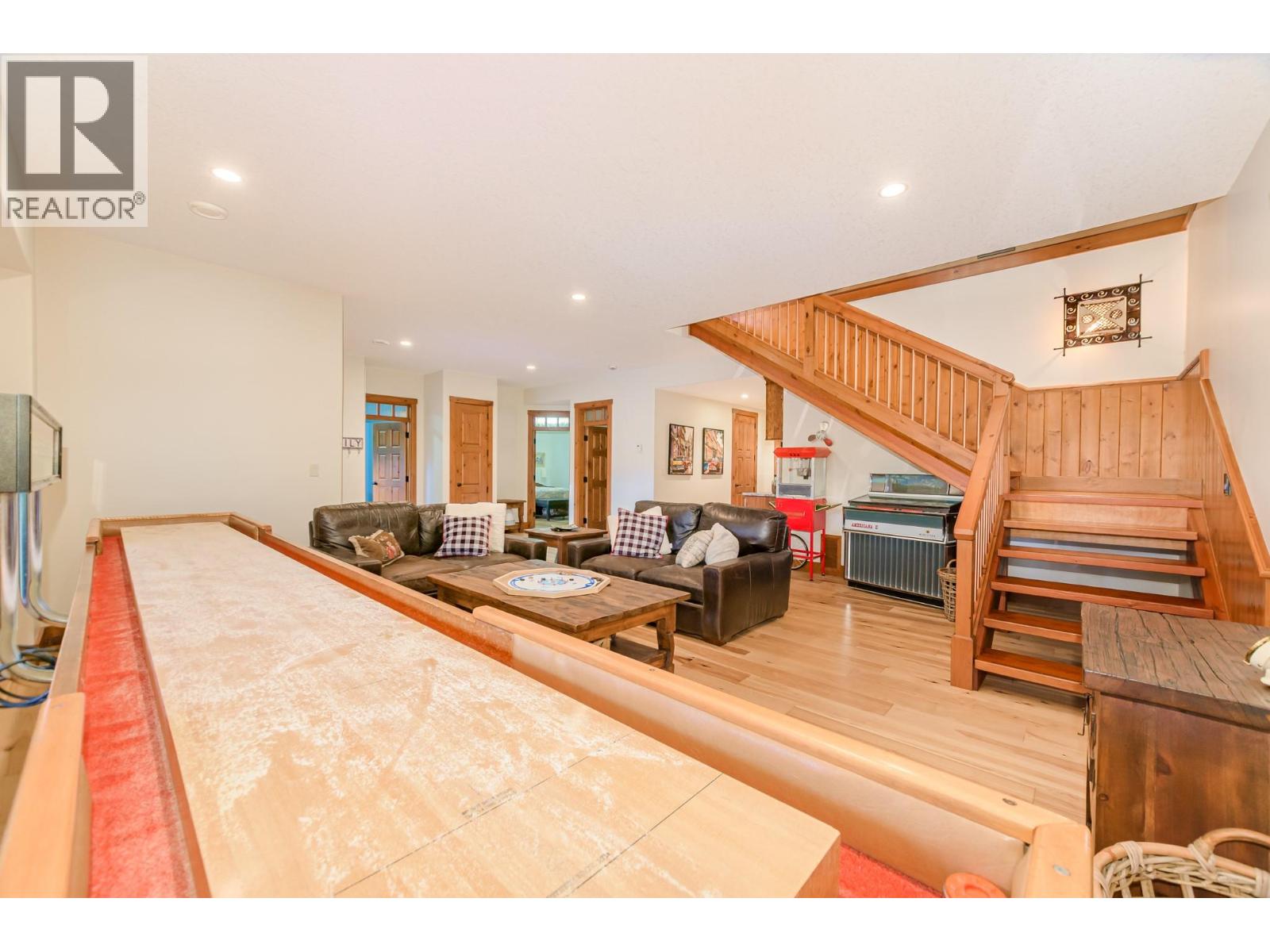 82 Walker Road - 37