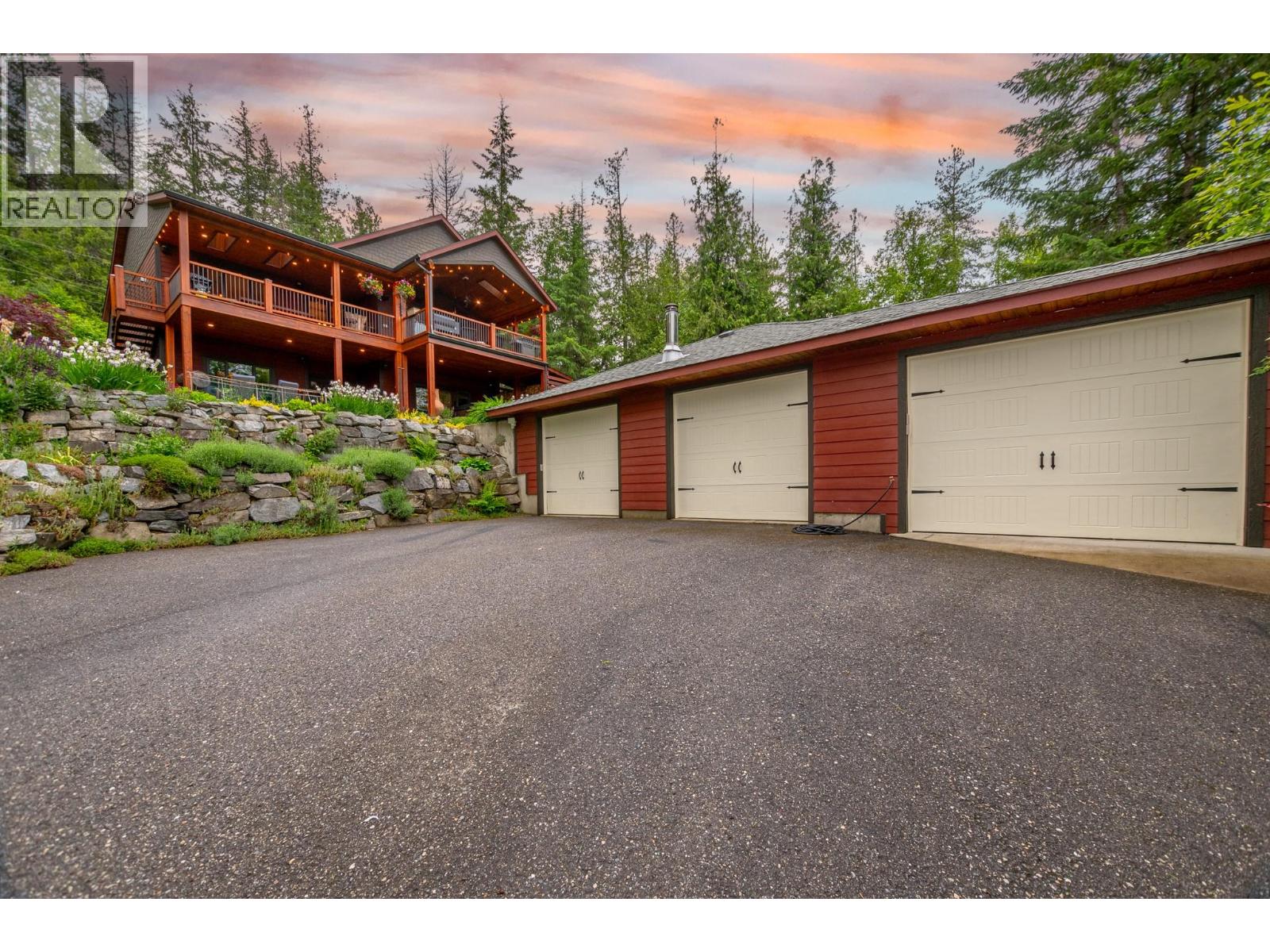 82 Walker Road - 64
