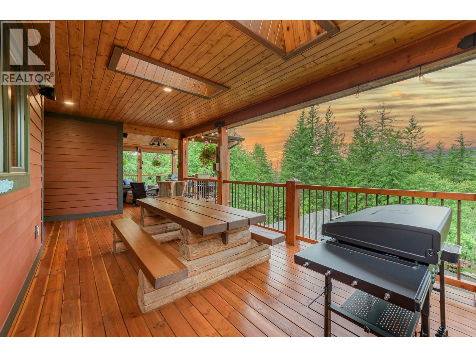 82 Walker Road - 33