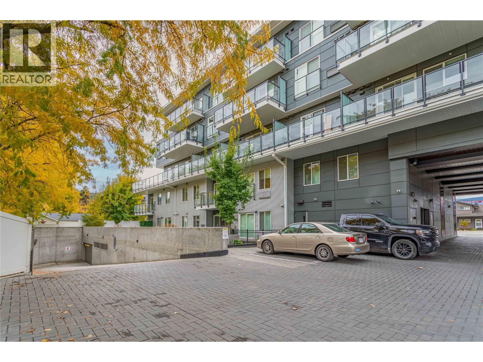 411 615 Rutland Road North, Kelowna