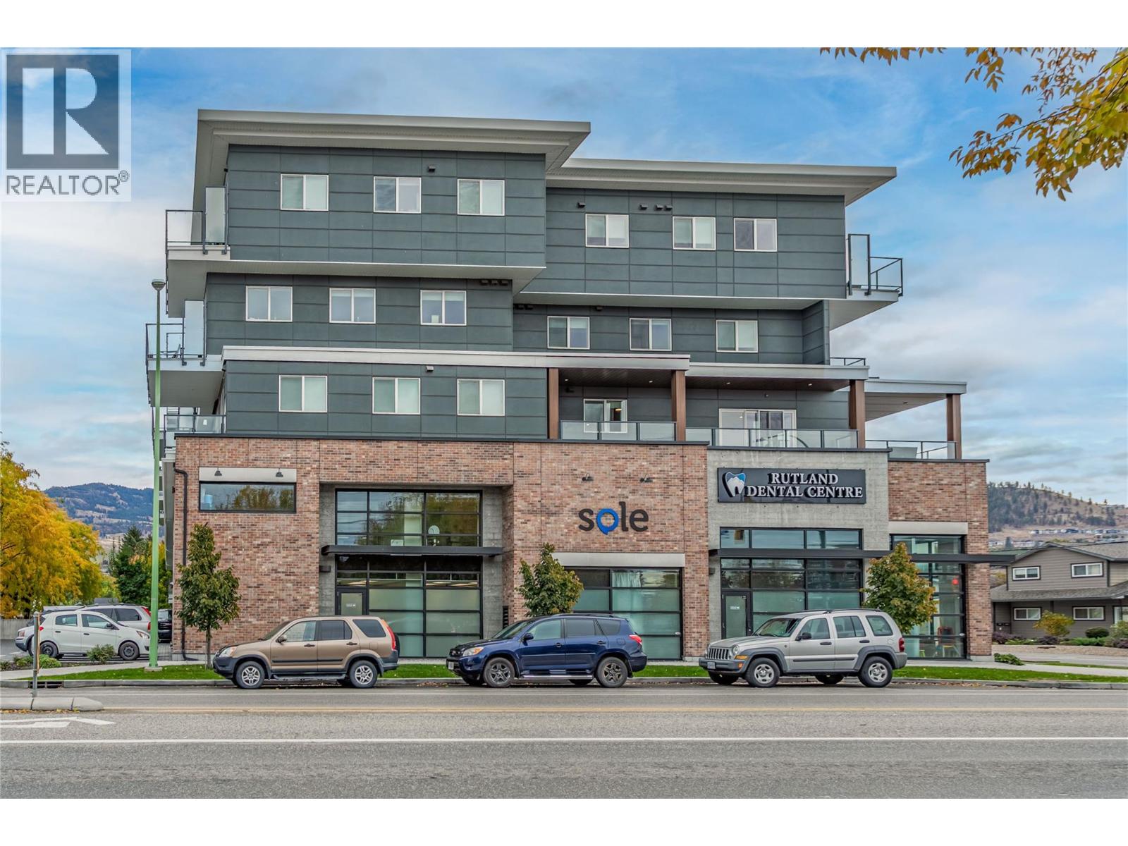 411 615 Rutland Road North, Kelowna