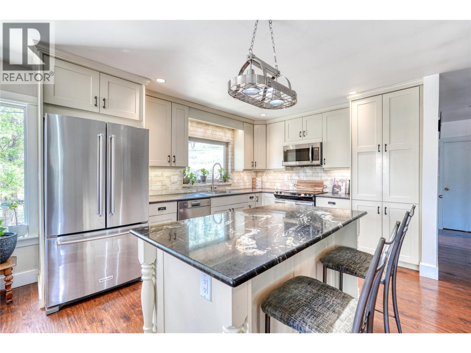 13316 Prairie Valley Road - 12