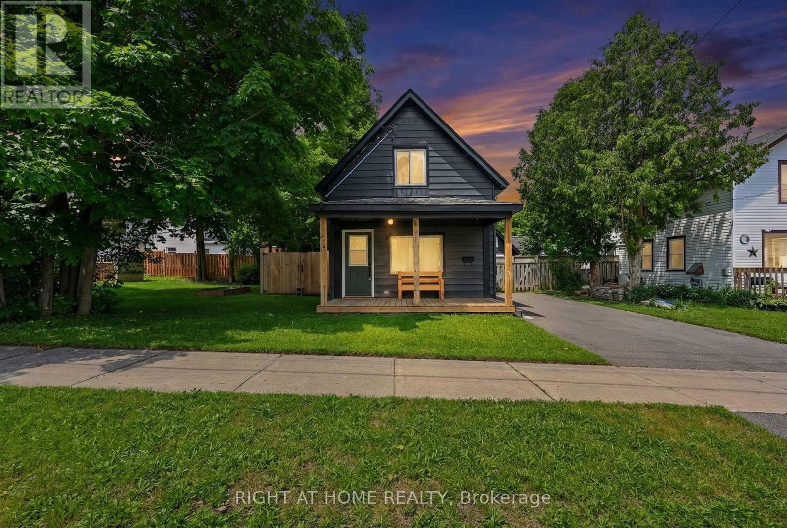 314 BAY STREET - 3