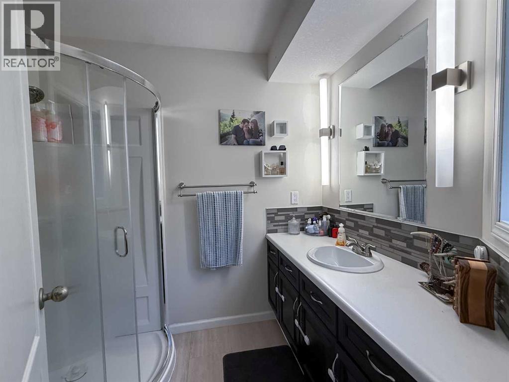 127 Sitar Crescent — photo 12