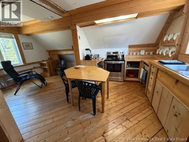 199 Fiander Road - 6