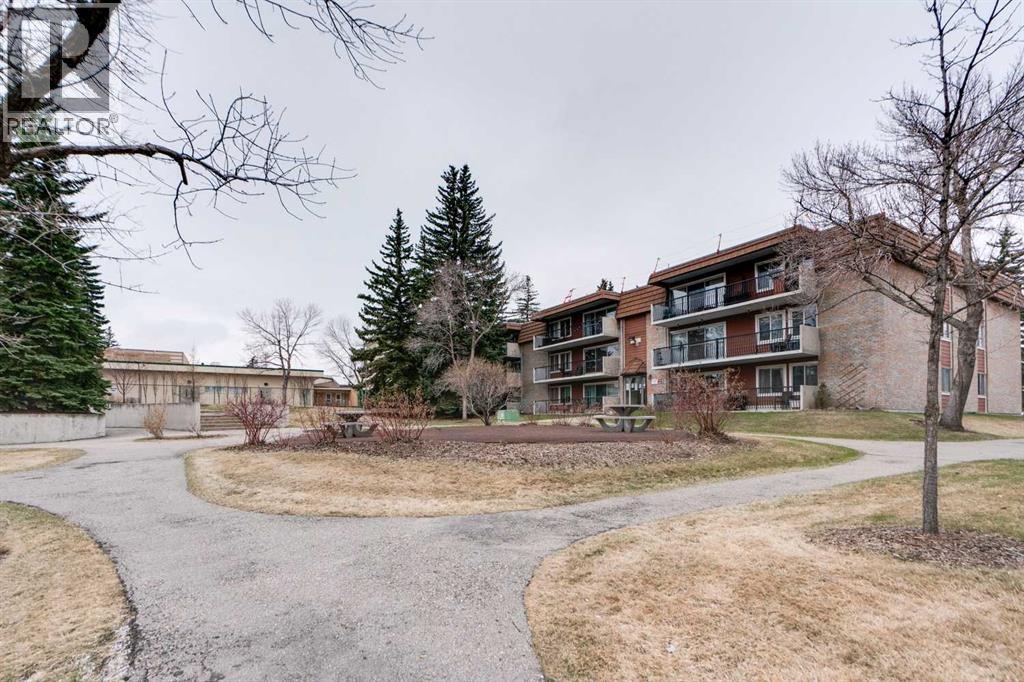#11A 231 Heritage Drive SE - 2