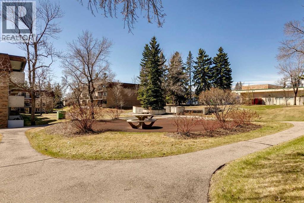 #11A 231 Heritage Drive SE - 21