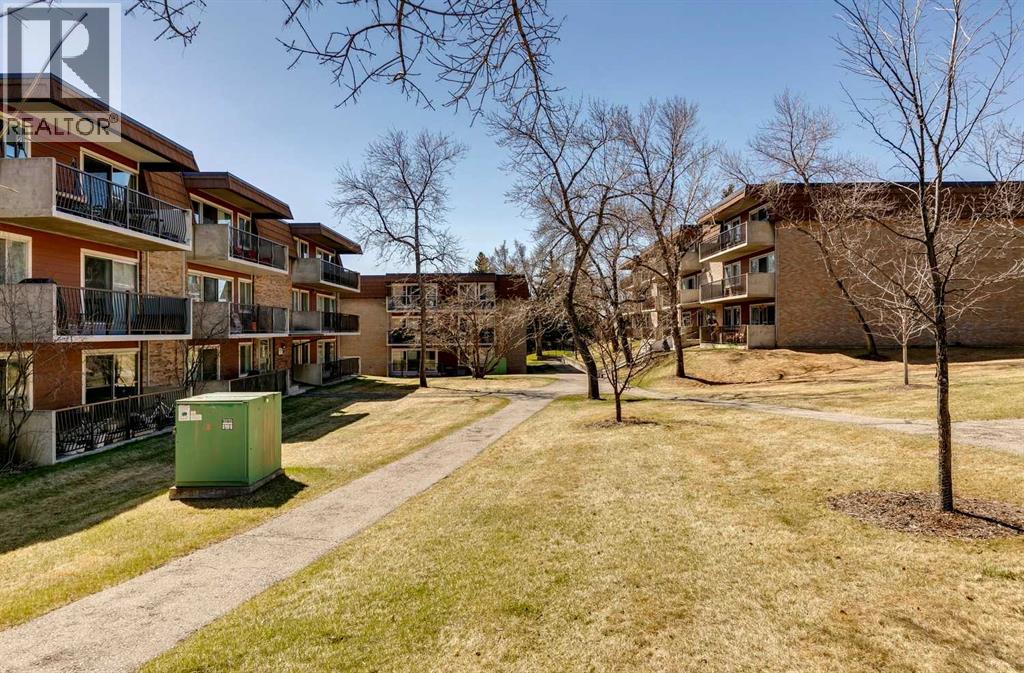 #11A 231 Heritage Drive SE - 26