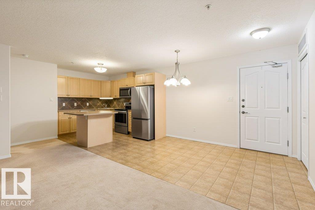 #403 78A MCKENNEY AV — photo 14
