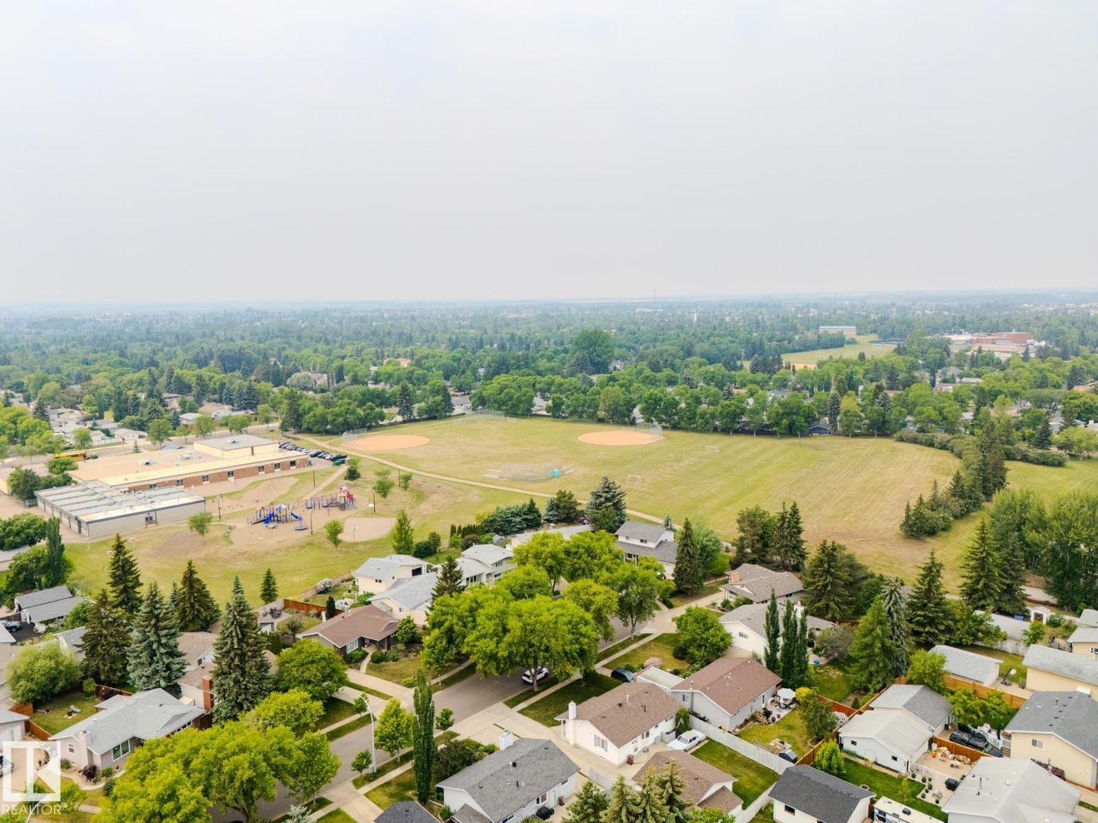 #403 78A MCKENNEY AV — photo 53