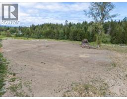 970 Virginia Rd, Coombs, BC V0R1M0 Photo 7