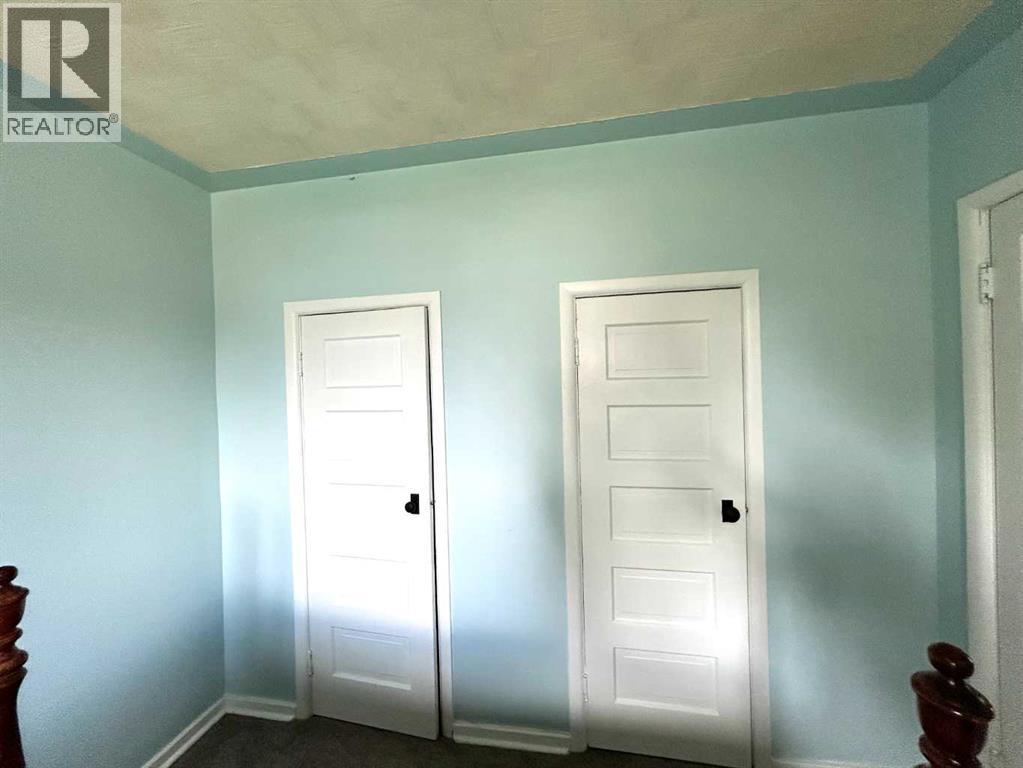 517 Iris Street - 13