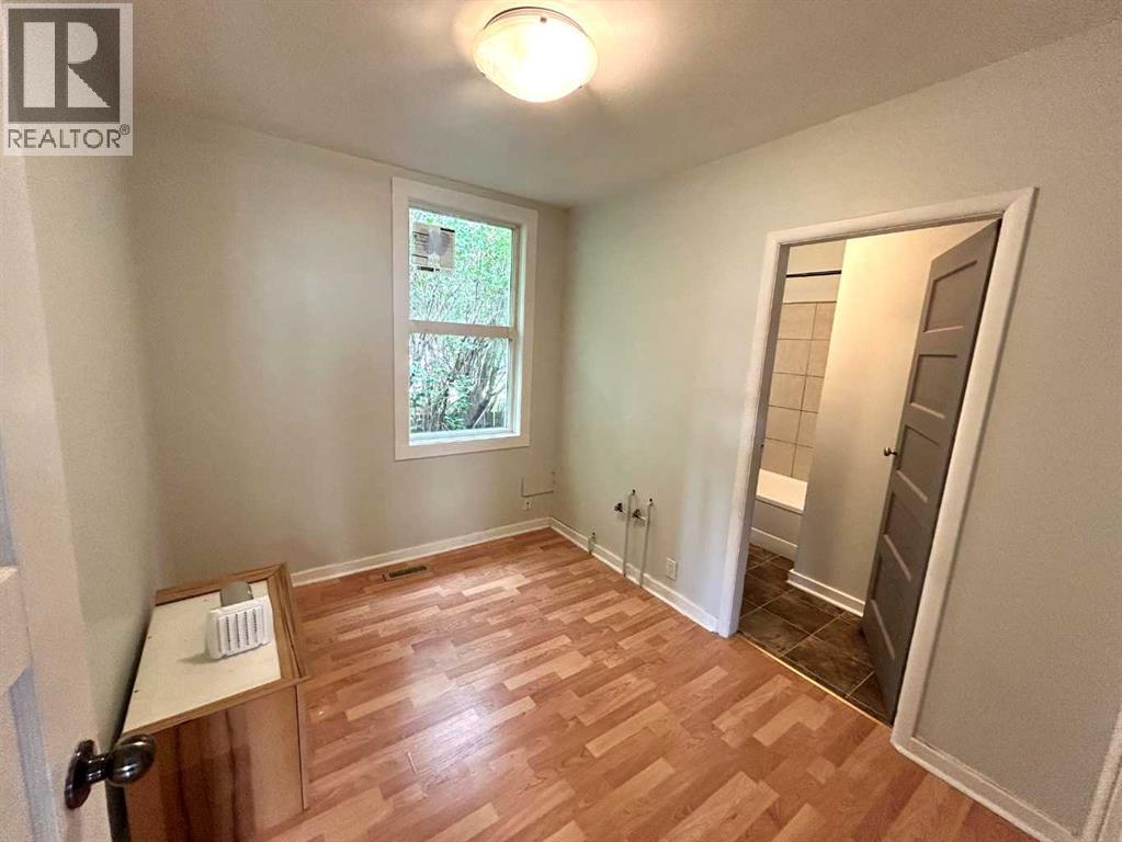 517 Iris Street - 15
