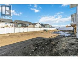 803 1st Avenue N, Warman, SK S0K4S5 Photo 31