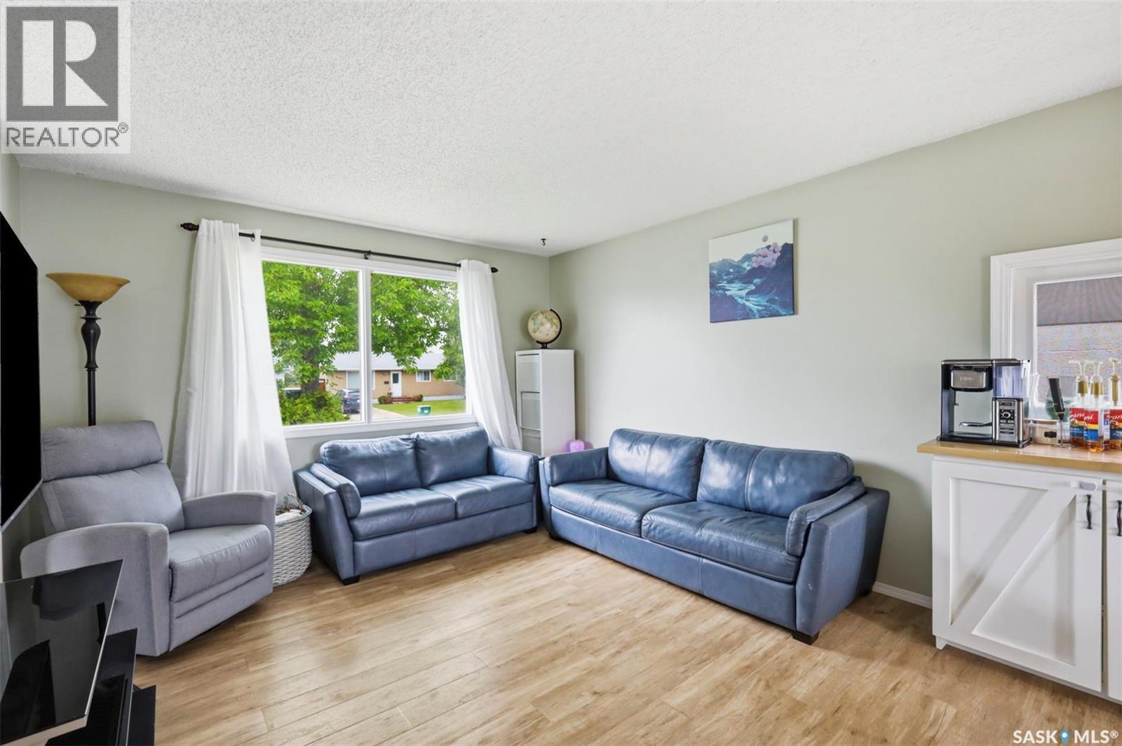 418 Lisgar AVENUE - photo 4