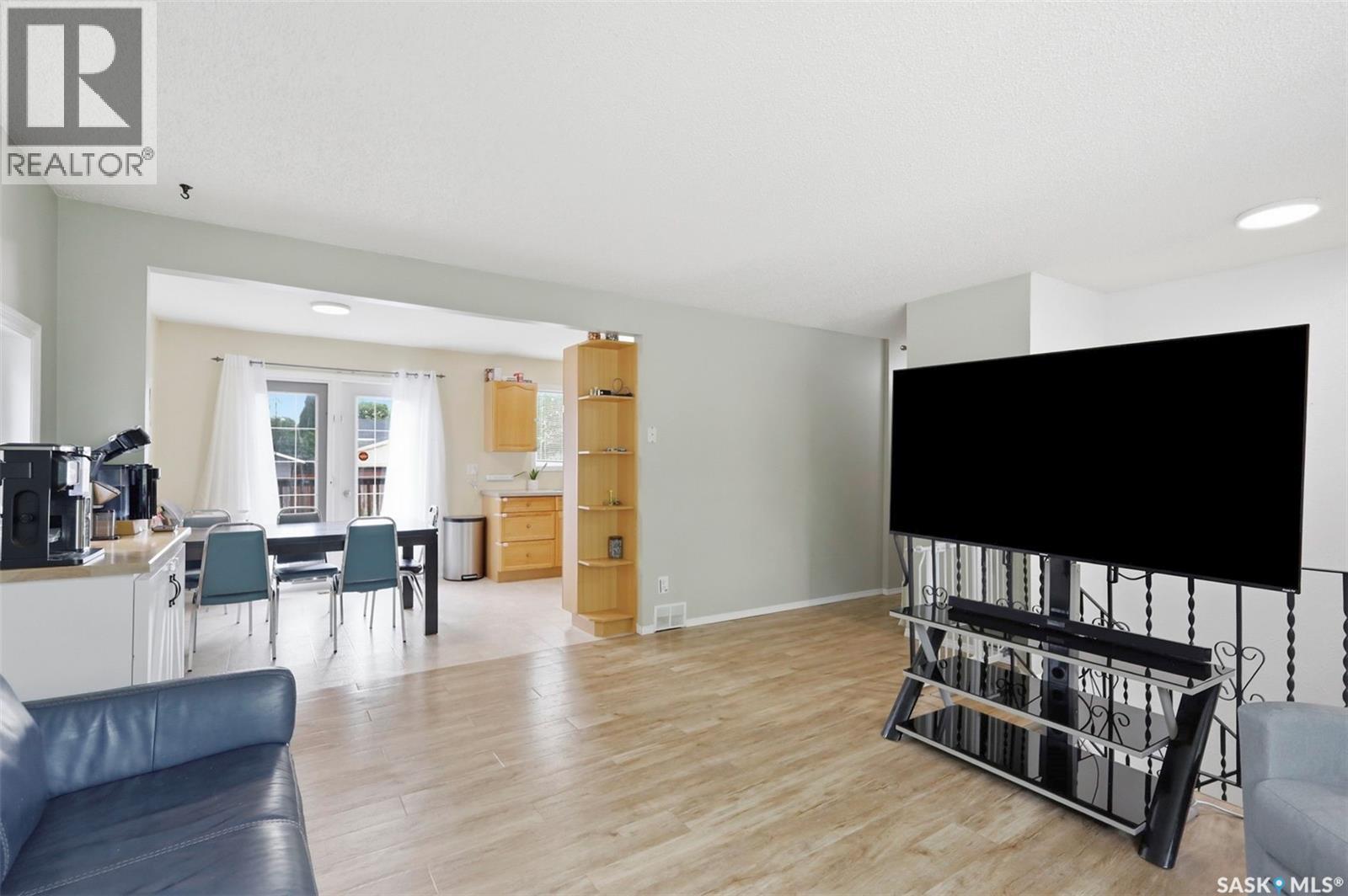 418 Lisgar AVENUE — photo 7