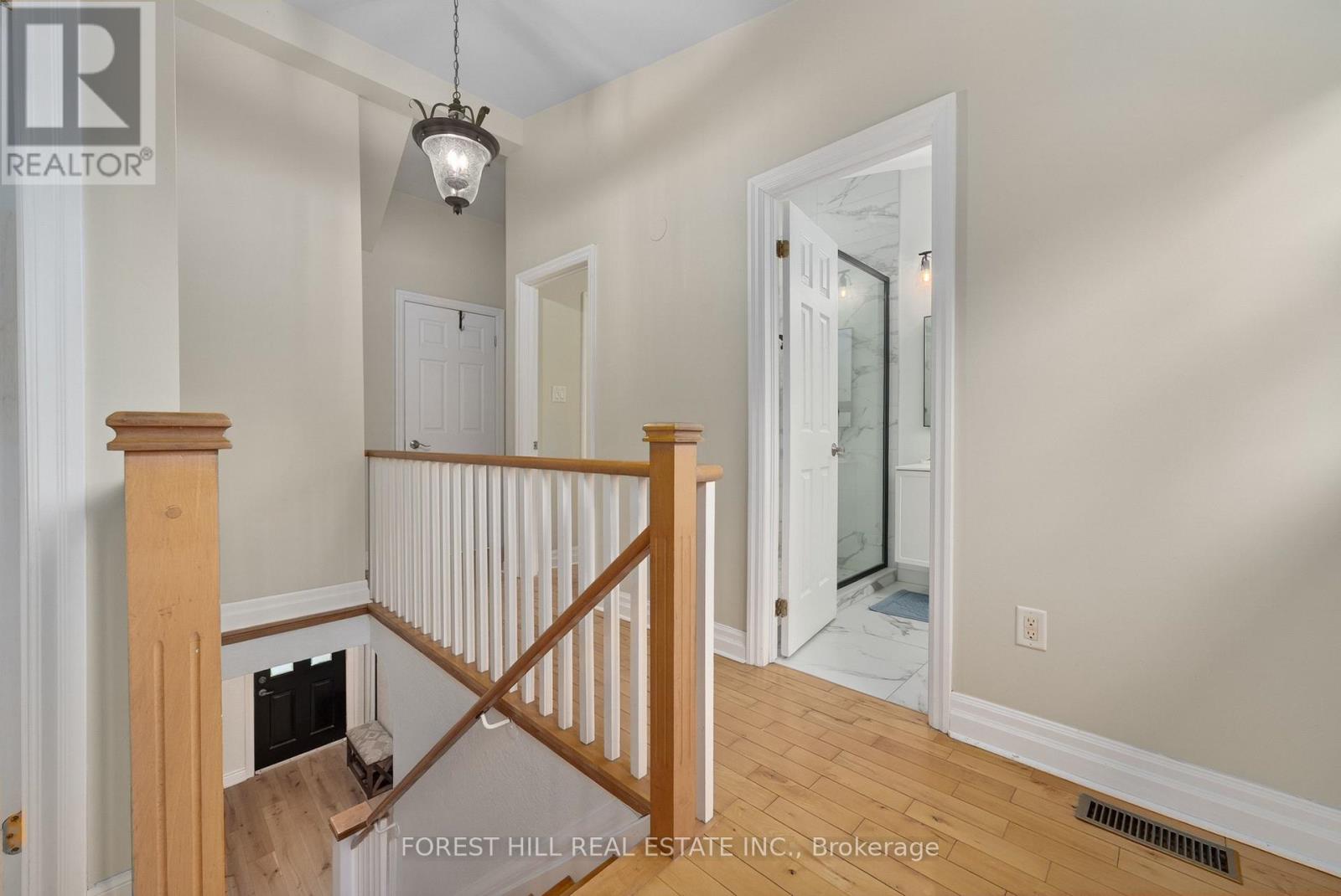 10 HIGHCLIFF CRESCENT - 21
