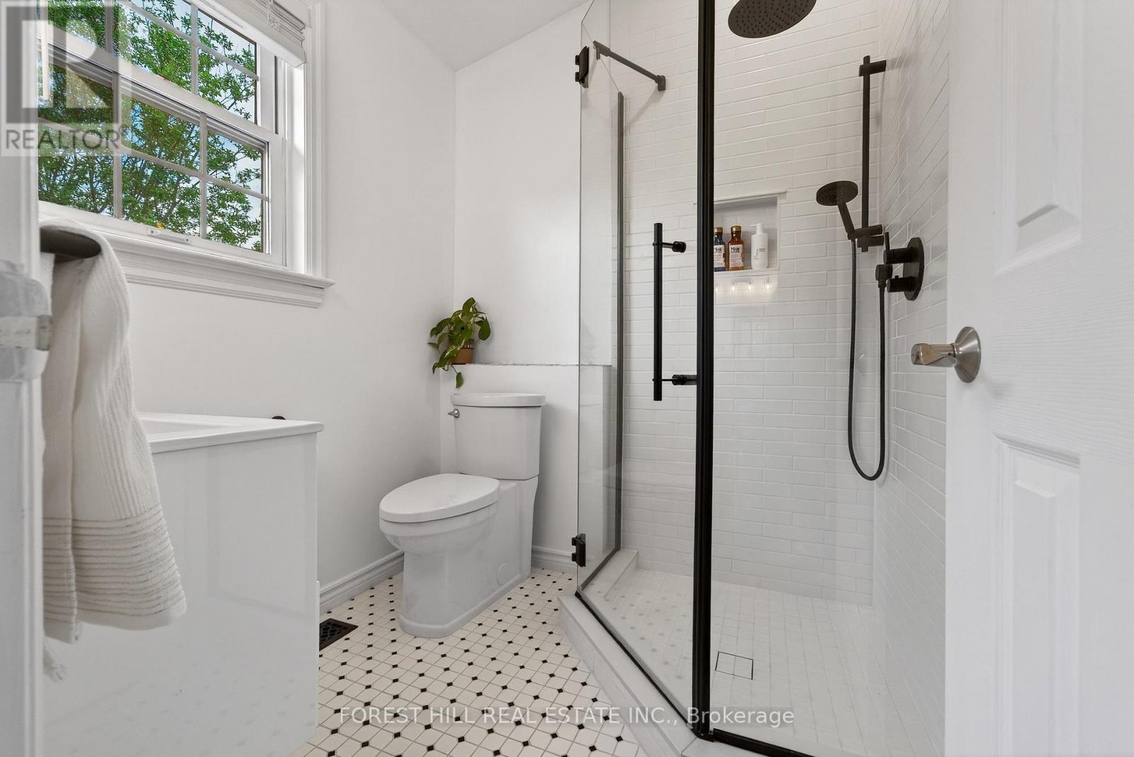 10 HIGHCLIFF CRESCENT - 22