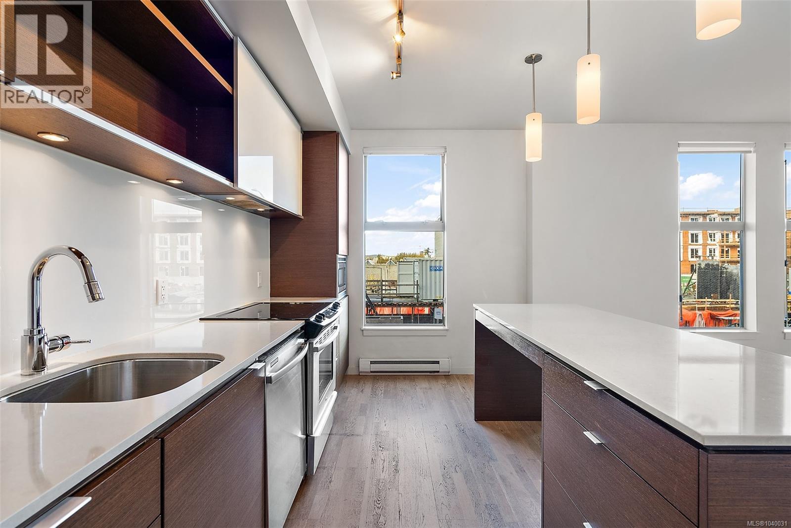 #201 601 Herald St - 4