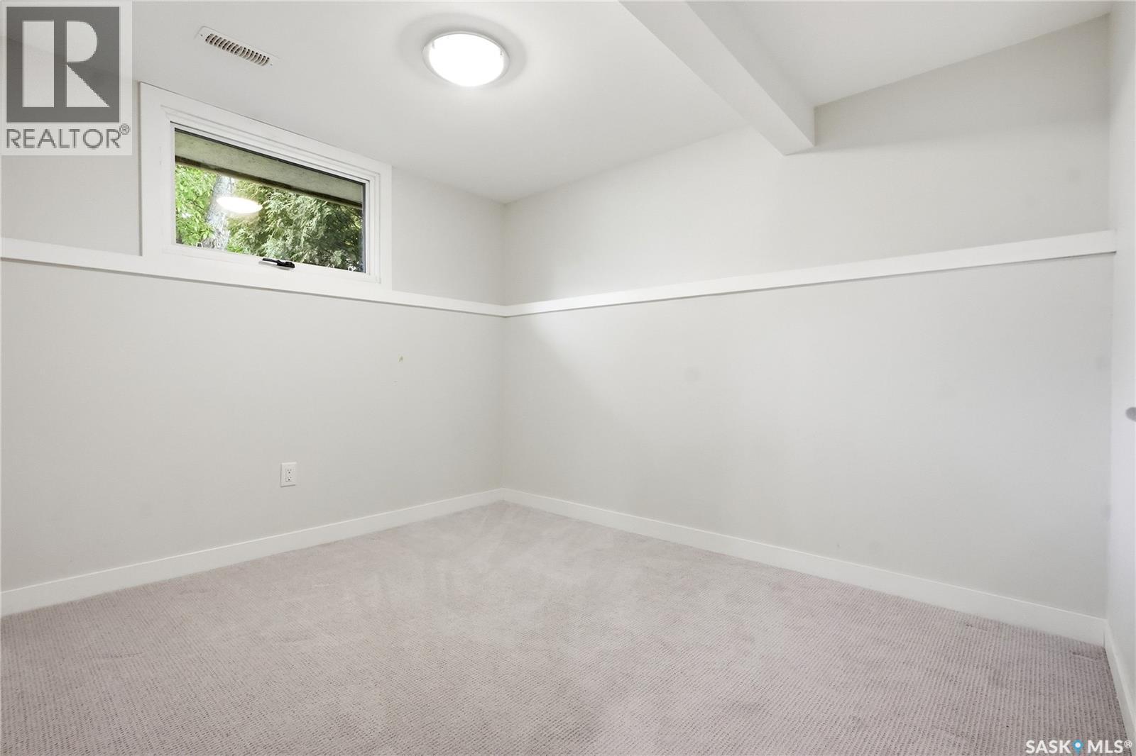 120 Rupert DRIVE — photo 45