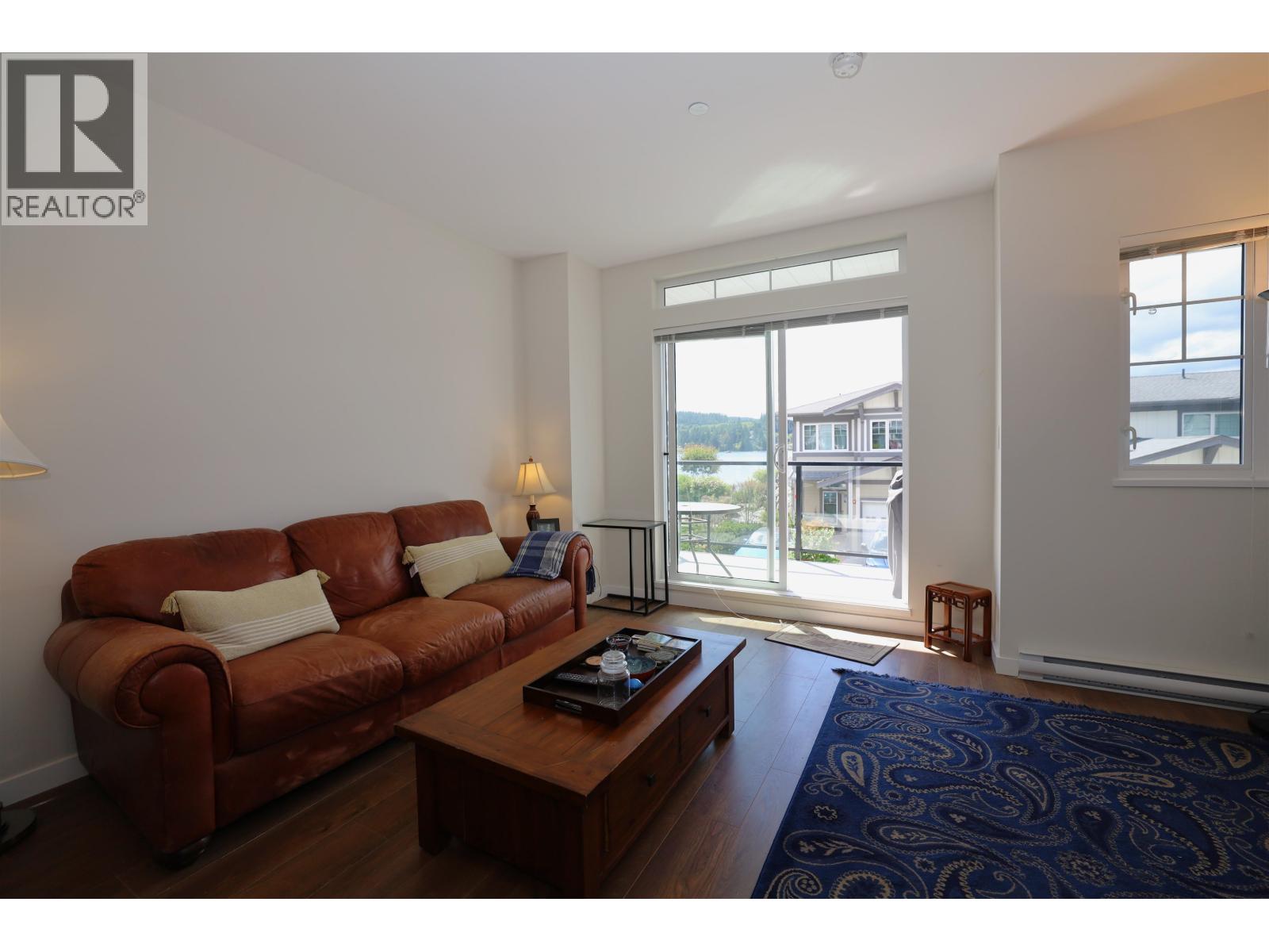 5956 BEACHGATE LANE, Sechelt