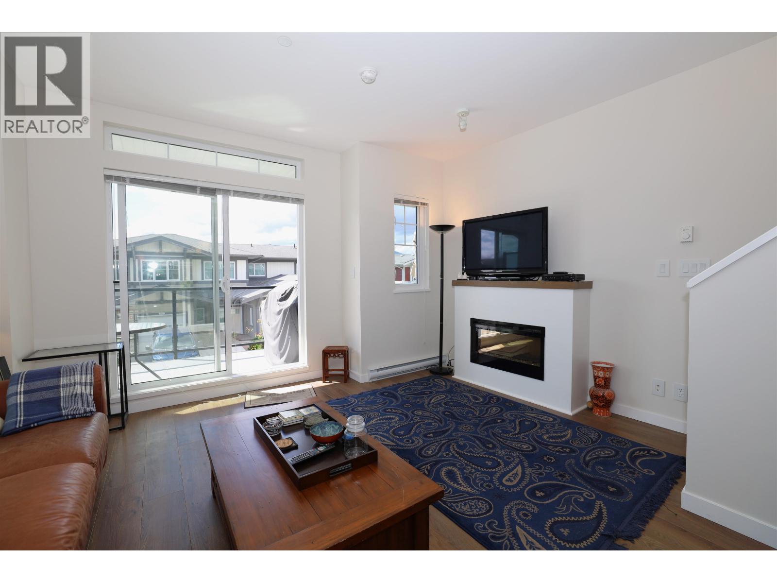 5956 BEACHGATE LANE, Sechelt