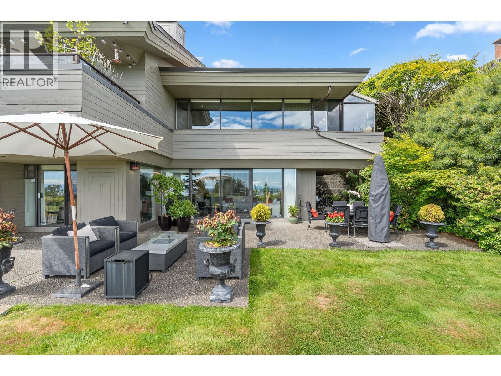 47 2202 FOLKESTONE WAY, West Vancouver
