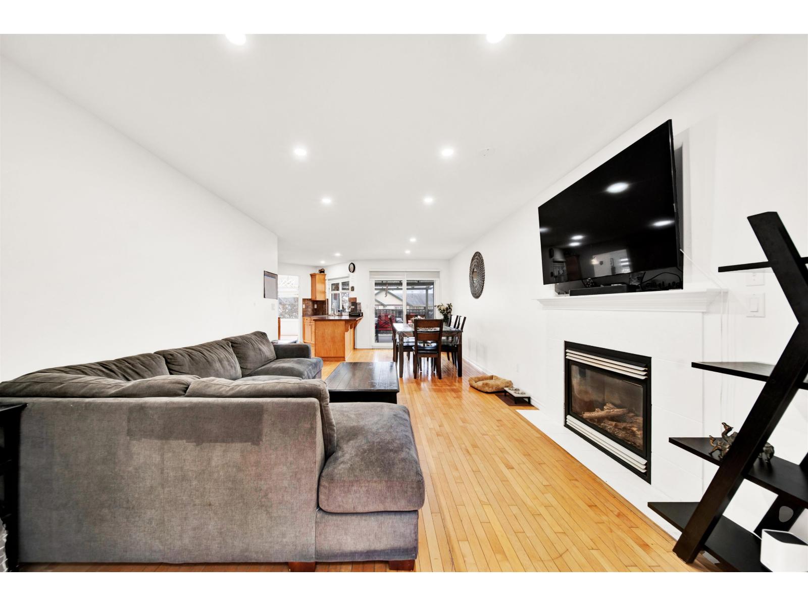 35114 LABURNUM AVENUE, Abbotsford