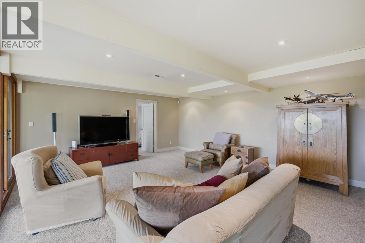820 YOUNETTE DRIVE, West Vancouver