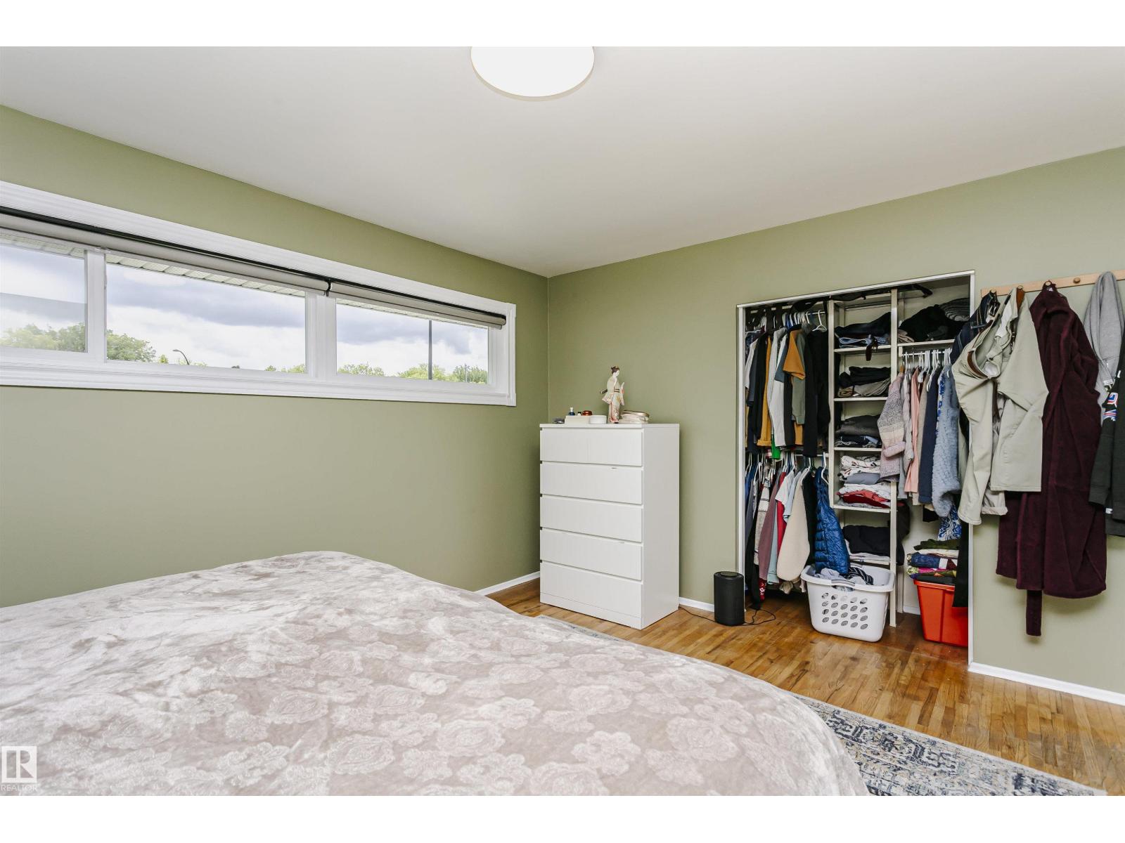 8628 64 AV NW — photo 23