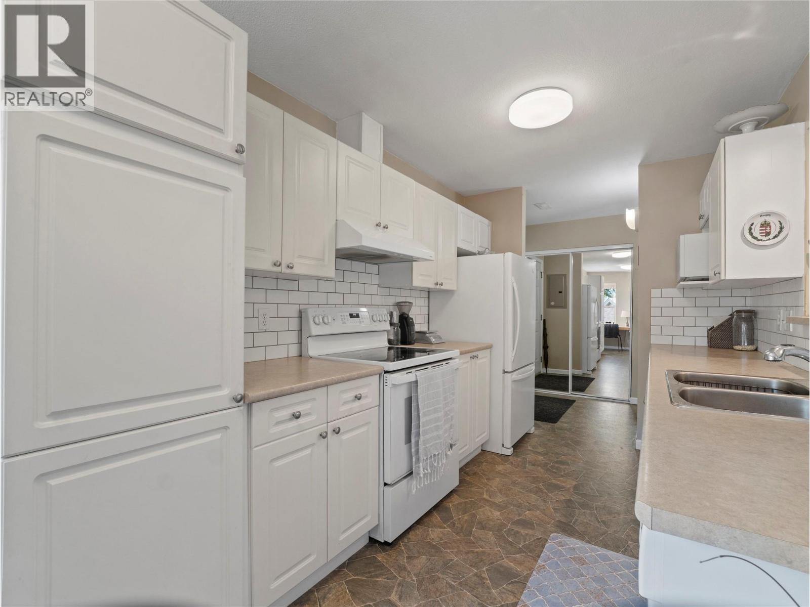 #14 171 17 Street SE - 14