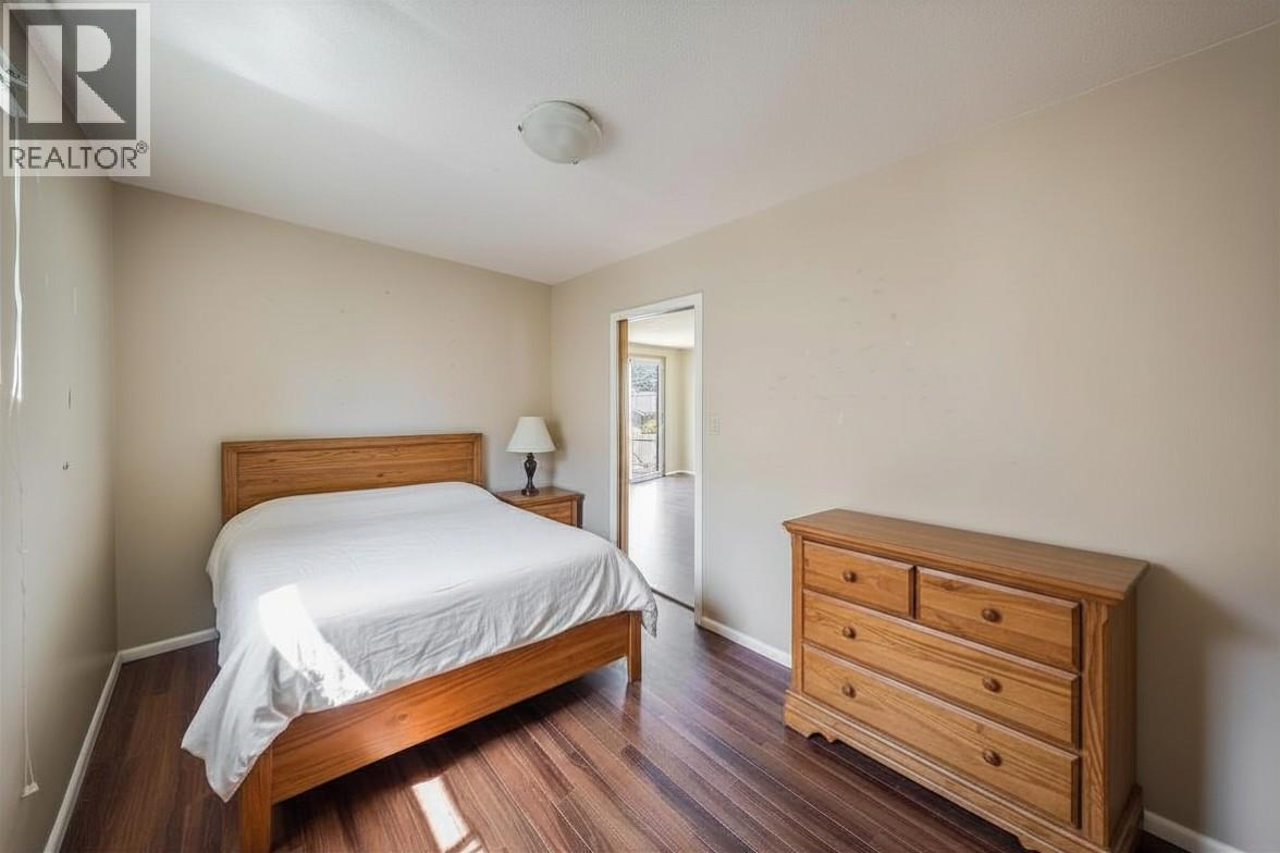 1338 Third Avenue - 12