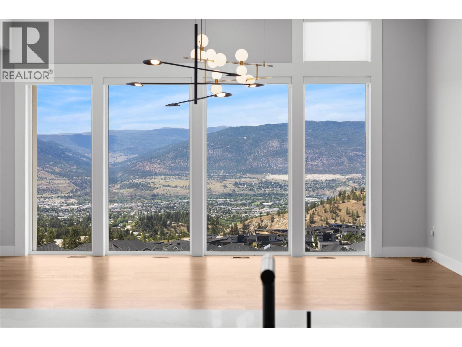 1106 SYER Road, Penticton