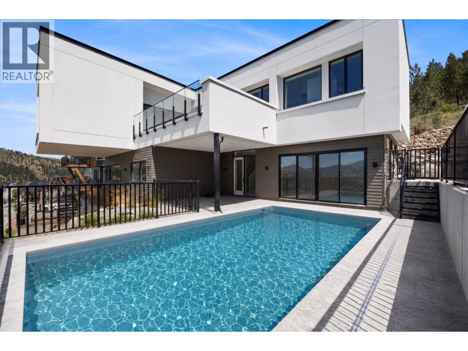 1106 SYER Road, Penticton