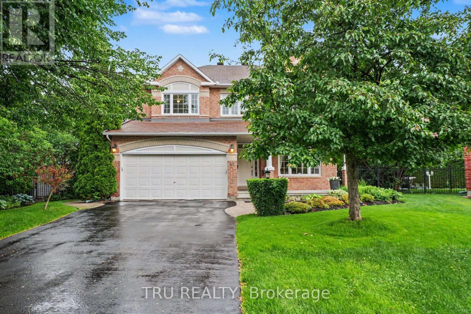 40 CIMARRON CRESCENT - 3